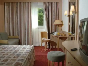 MERCURE