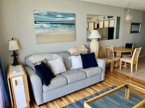 Royal Garden Resort 904 2 Bedroom Condo by RedAwning