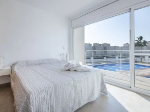 Eulalia Apartments TH 109-8