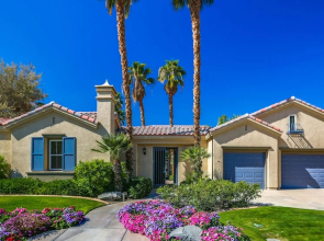 Golf View Drive - 4 Br Home