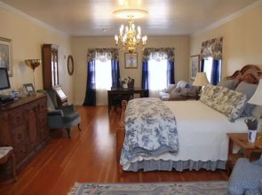 R. R. Thompson House Bed & Breakfast