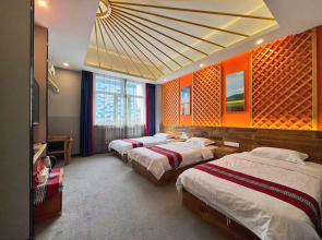 Hulun Holiday Hotel(呼伦贝尔呼伦假日宾馆)