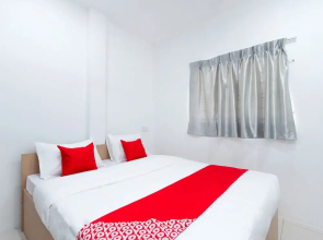 Weng Bee Guest House by OYO Rooms