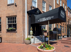 The William Fell Baltimore, Tapestry Collection by Hilton