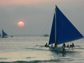 Boracay Travelodge Beach Resort