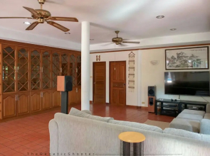 Xanadu Pool Villa at Phala