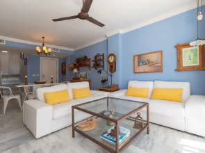 Lunamar in Marbella With 4 Bedrooms and 3 Bathrooms