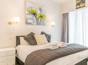 Luxury 2BR Apartment at Central Location