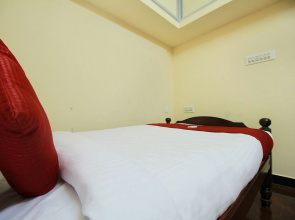 OYO 11862 Home Cozy 2BHK ECR Cuddalore Road
