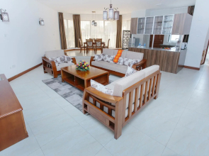 Myra Residences by Trianum