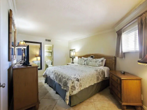 Gulf Shore Condo #613