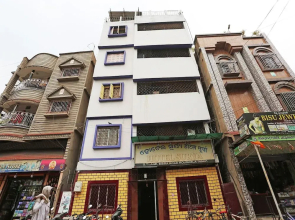 SPOT ON 40303 Hotel Surya