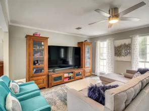 Walk to Beach, Fenced Patio: Bay St Louis Getaway!