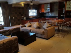Savoy Lodge - Budget Triple Room 4