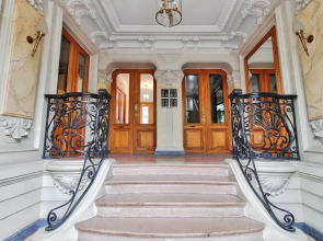 Apartment full of lights - Ternes