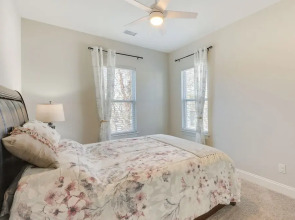 Pet-friendly Wilmington Home - 2 Mi to Riverwalk