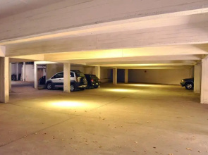 El Velero Hotel