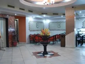 Hotel Ranjits Lakeview
