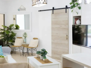 The Farallon Beach Condo by Acomodo