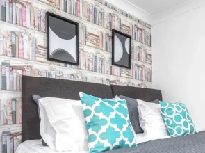 Three Bedroom Apartment by Klass Living Serviced Accommodation Coatbridge - Berwick Apartment With WiFi &Parking