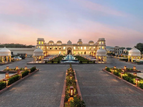 Kesarbagh Palace