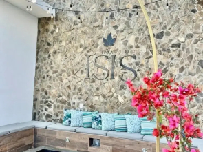 Isis Hotel Boutique