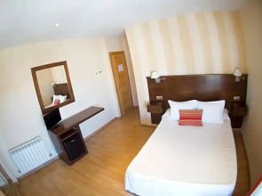 Hotel Fernando Iv