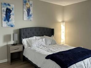 Charming 1br/1ba Hideaway In Oak Park, Il