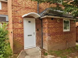 4 Bedroom, Free Parking, Contractors & Families