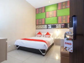 OYO 155 Metro House