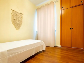 Excellent Flat With Balcony Near Taksim Square