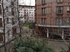 2 Bedroom Apartment Near the 3 Arena