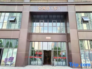 Fengwo Hotel (Zhumadian West High-speed Railway Station Jianye Store)