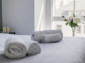 Plymouth Hoe Central Apartment