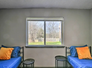 West San Antonio Home w/ Yard: 16 Mi to Dtwn!