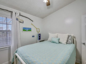 Casa Del Sol by Book That Condo