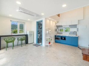 Changwon 055 Poolvilla