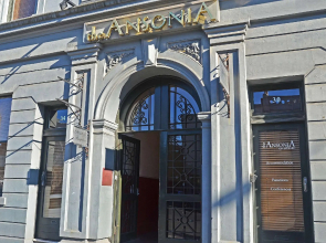 Ansonia on Lydiard Hotel