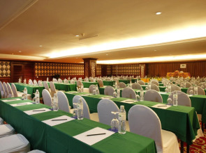 Phuket Graceland Resort And Spa