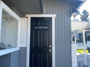 Steps To The Beach, Pacific City and Main Street - Studio