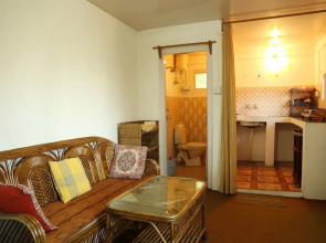 Ayush Guest House