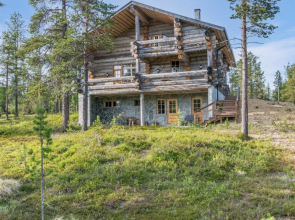 House  Inari