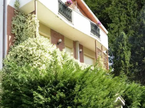 B&B Carlotta