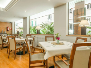 Aparthotel Mariano Cubi Barcelona