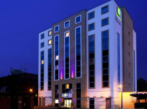 Holiday Inn Express London-Watford Junction by IHG