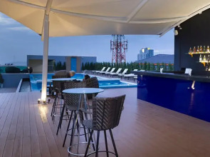 Unique Regency Hotel