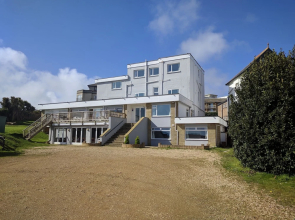 Oyo Mayfair Hotel - Isle Of Wight