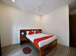 OYO 26851 La Perla Resort