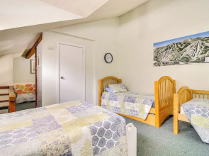 Resort Condo w/ Loft: 1 Mi to Attitash Mountain!