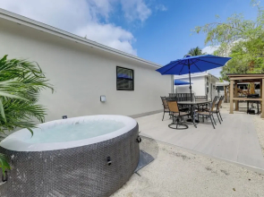 Flexible Family Living! Modern Pompano Beach Home